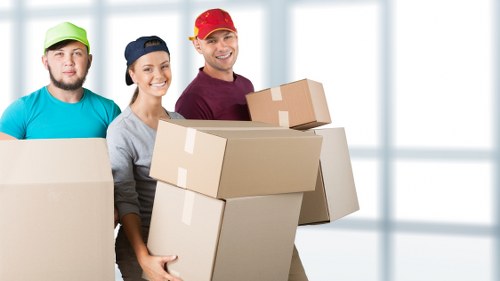 Quote planning for a move in a busy Waterloo street